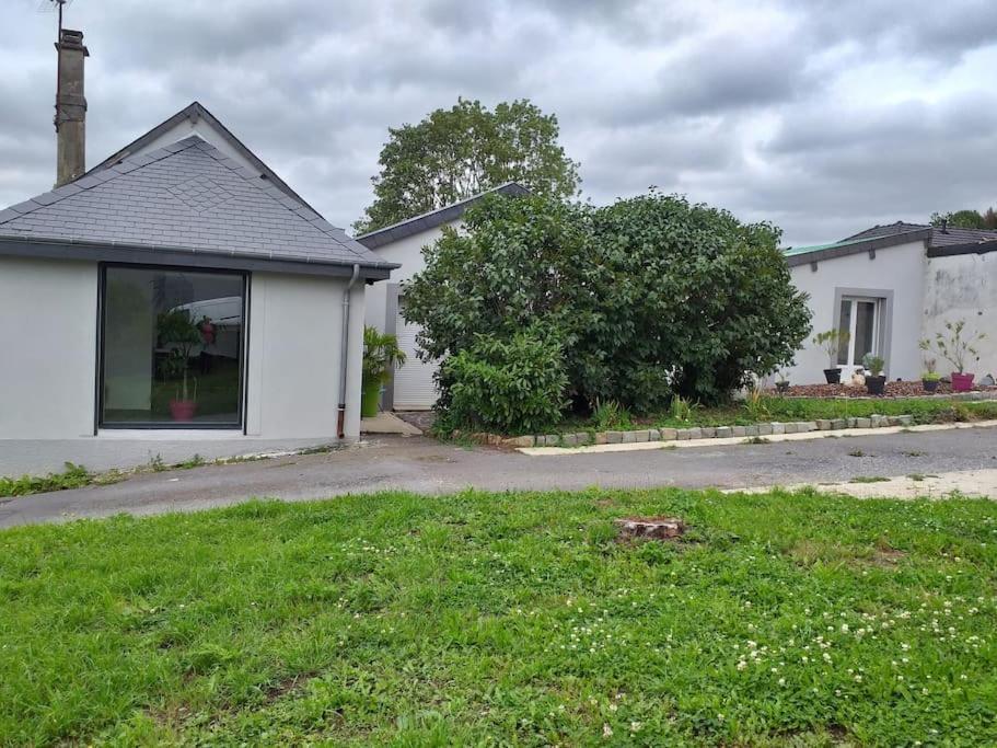 maison à la campagne prés de la ville Aiglemont Exterior foto